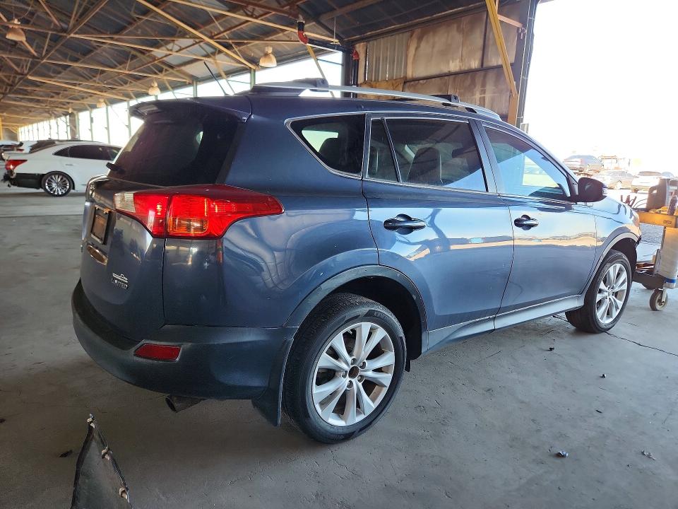 Photo 3 from auction – 2013 TOYOTA RAV4 with VIN 2T3YFREV4DW021557