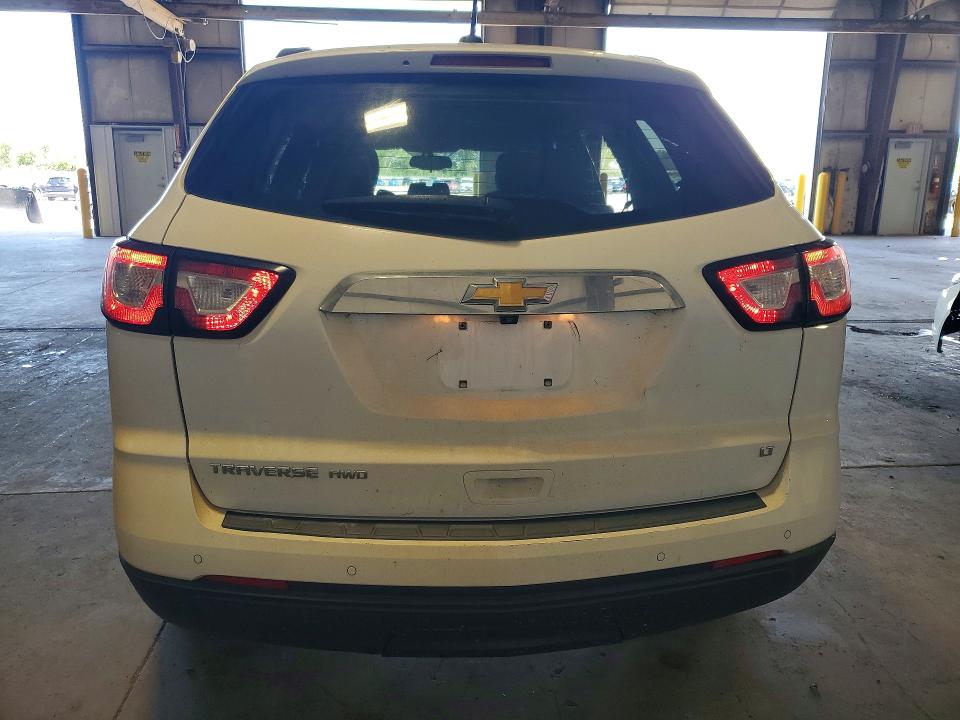 Photo 6 from auction – 2017 CHEVROLET TRAVERSE with VIN 1GNKVGKD8HJ134223
