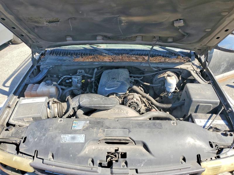 Photo 11 from auction – 2002 CHEVROLET SILVERADO with VIN 2GCEC19V321372652