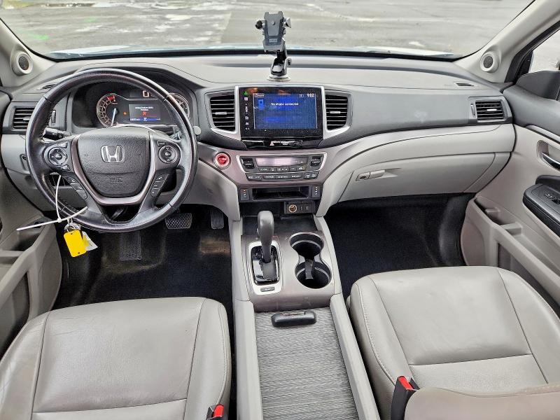 Photo 8 from auction – 2016 HONDA PILOT with VIN 5FNYF6H5XGB075966