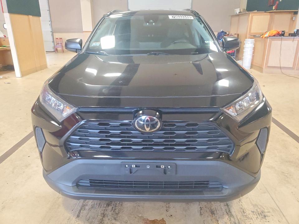 Photo 5 from auction – 2021 TOYOTA RAV4 with VIN 2T3H1RFV9MW149340