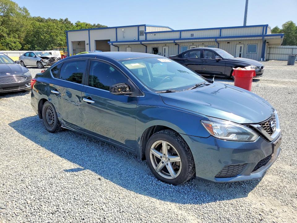 Снимка 4 от търг – 2017 NISSAN SENTRA с VIN 3N1AB7AP1HY240701