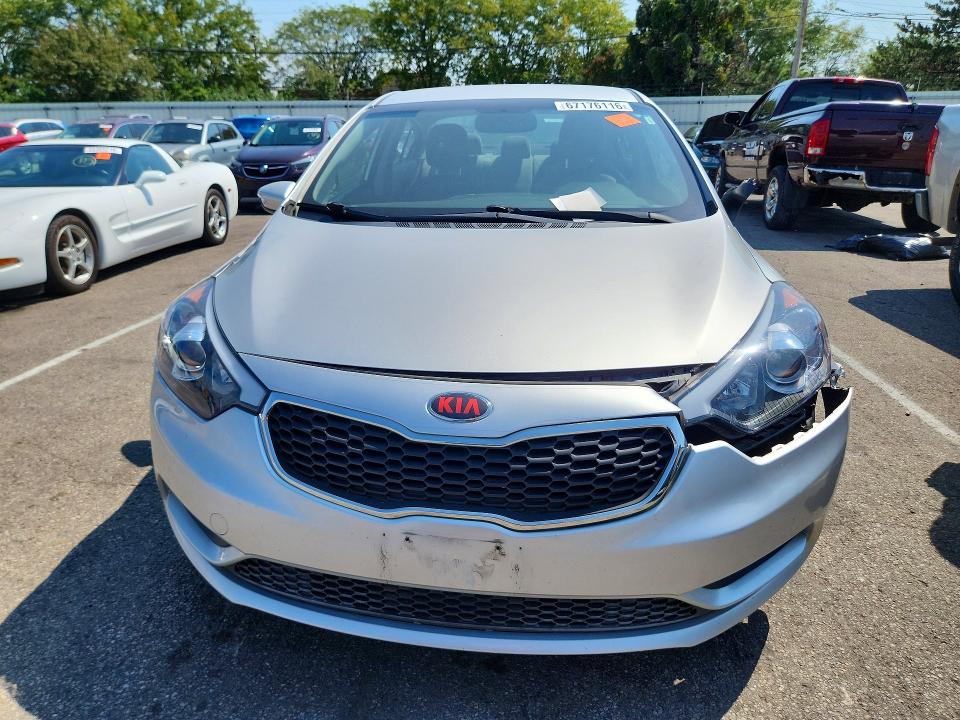 Photo 5 from auction – 2014 KIA FORTE with VIN KNAFK4A68E5147480