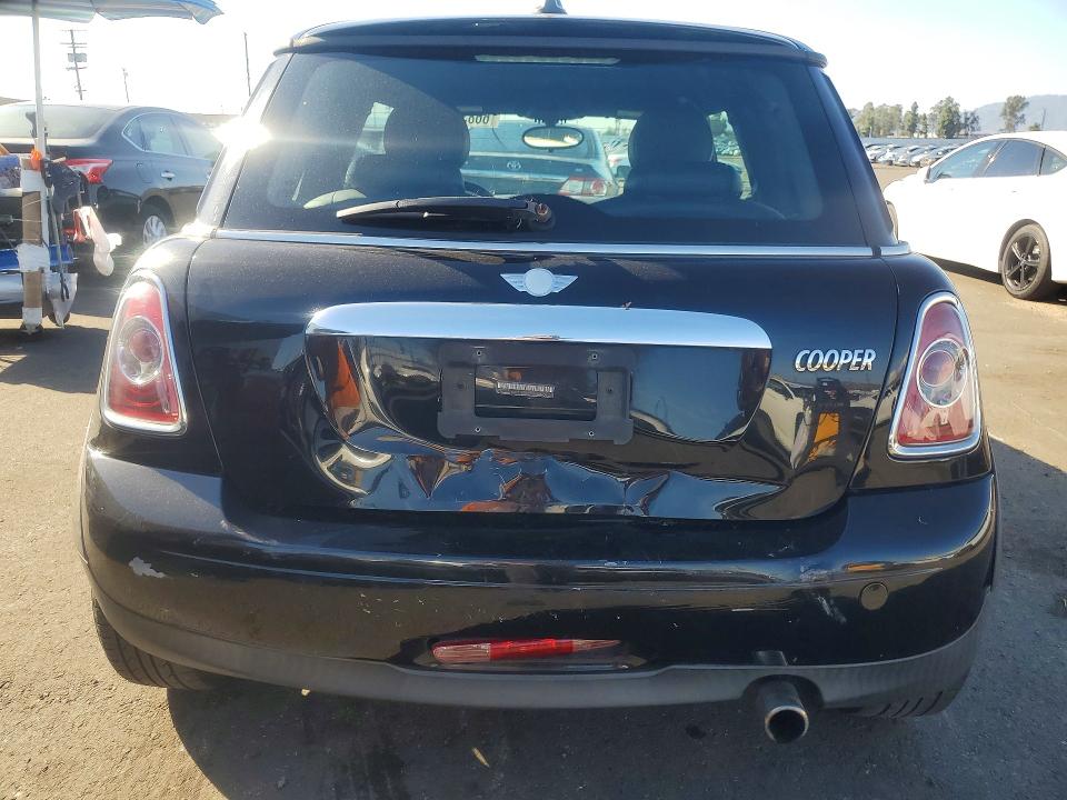 Photo 6 from auction – 2012 MINI COOPER with VIN WMWSU3C50CT256578