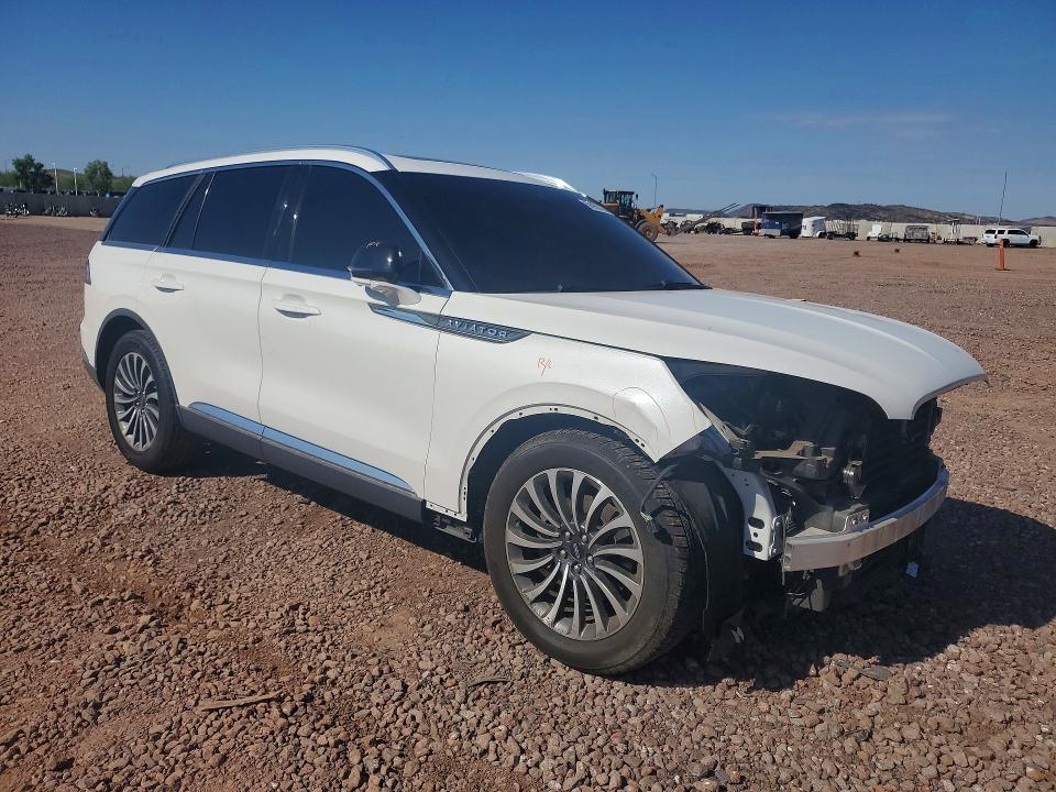Photo 4 from auction – 2020 LINCOLN AVIATOR with VIN 5LM5J7WC3LGL23668