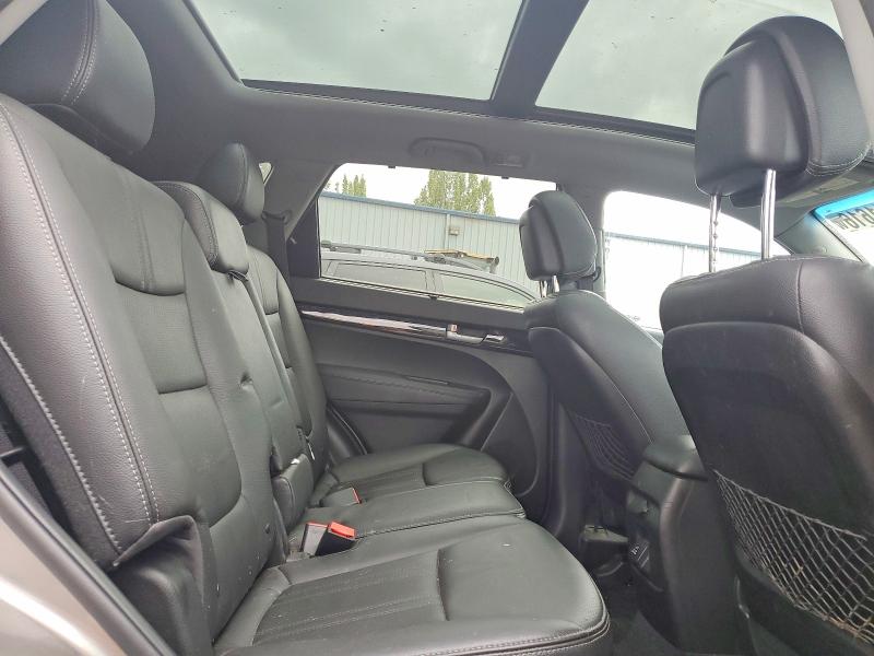 Photo 10 from auction – 2015 KIA SORENTO with VIN 5XYKUDA72FG628340