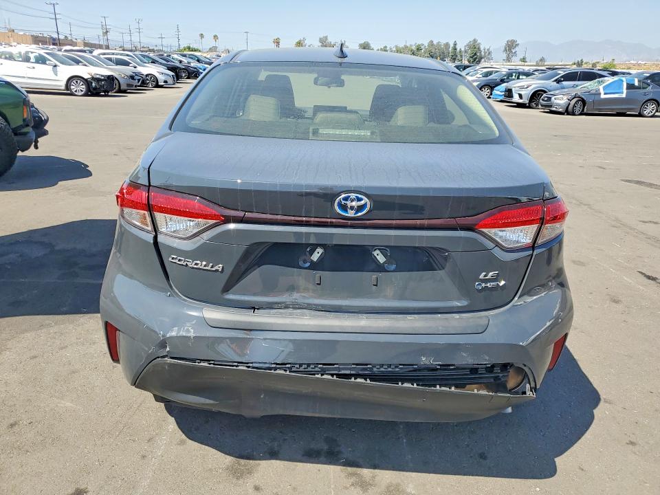 Снимка 6 от търг – 2025 TOYOTA COROLLA HYBRID с VIN JTDBCMFE7S3099671
