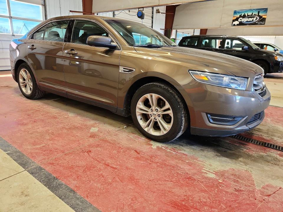 Photo 4 from auction – 2015 FORD TAURUS with VIN 1FAHP2H83FG112320