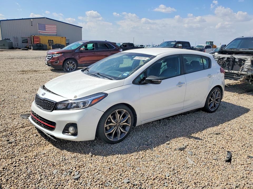 KIA FORTE5 2017 z numerem VIN 3KPFN5A34HE140167 - Zdjęcie z aukcji
