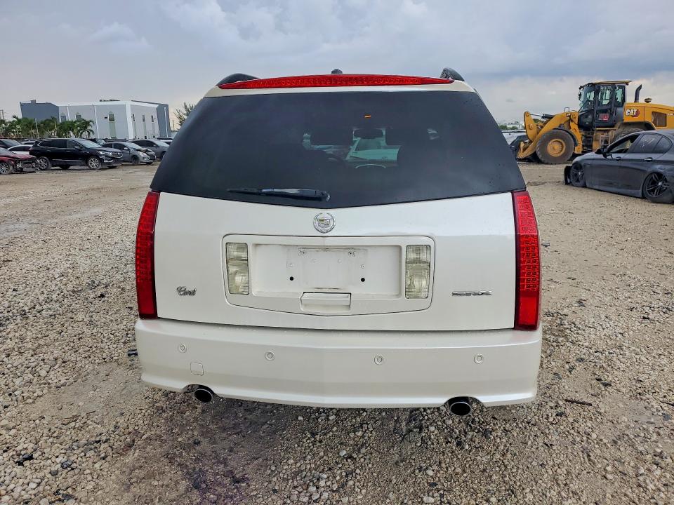 Photo 6 from auction – 2008 CADILLAC SRX with VIN 1GYEE637080180167