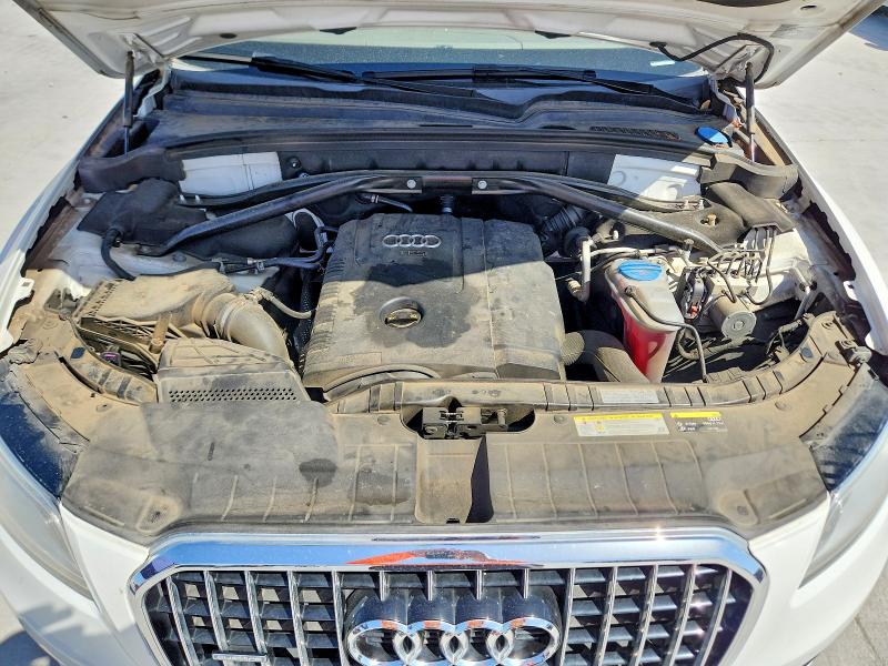 Снимка 12 от търг – 2014 AUDI Q5 с VIN WA1LFAFP9EA057637