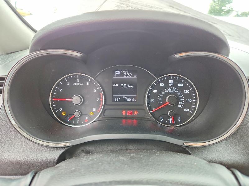 Photo 9 from auction – 2018 KIA FORTE with VIN 3KPFK4A70JE236440