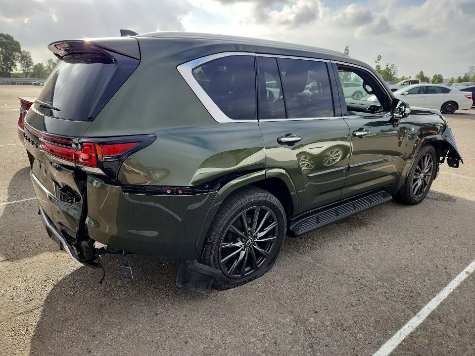 Photo 3 from auction – 2025 LEXUS LX 600 with VIN JTJMB7CX4S4079212