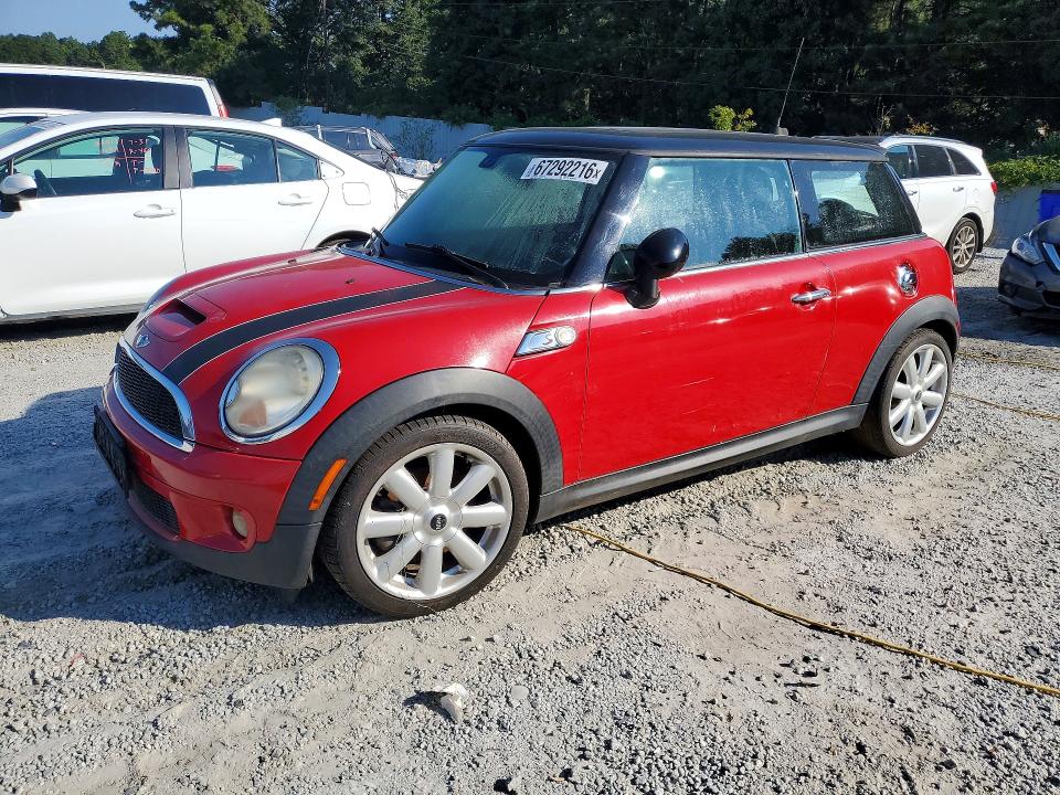 MINI COOPER 2007 with VIN WMWMF73567TL90253 - Photo from auction
