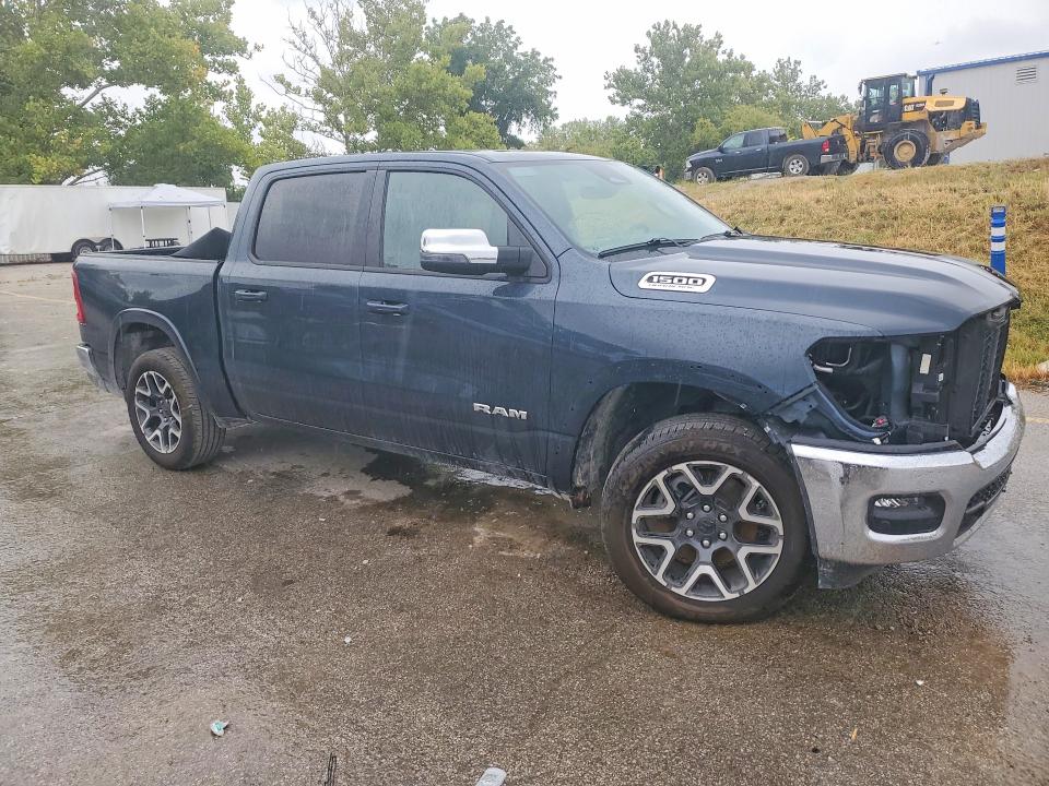 Фото 4 с аукциона – 2026 RAM 1500 с VIN 1C6SRFJP0TN307079