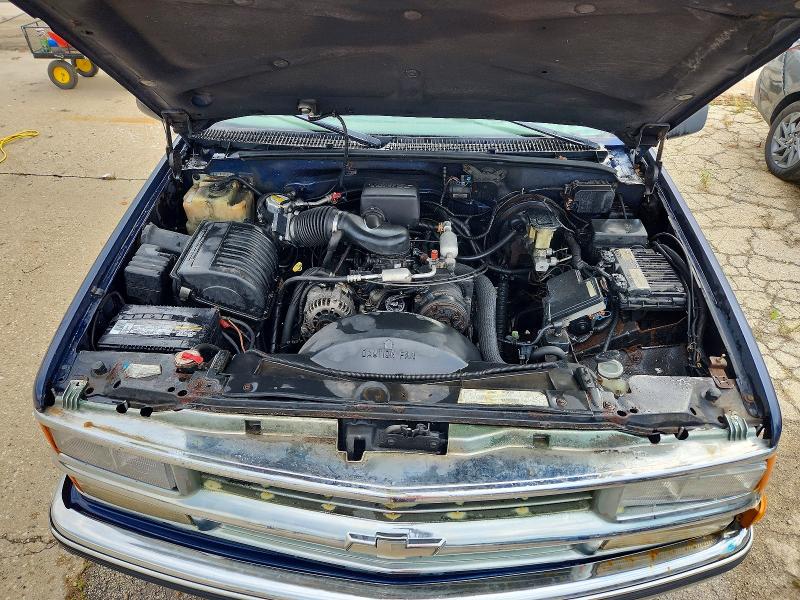 Снимка 12 от търг – 1999 CHEVROLET TAHOE с VIN 1GNEK13R9XJ322714