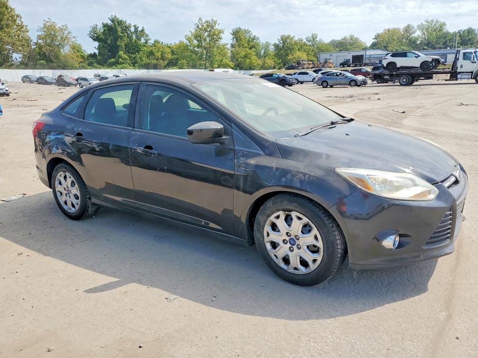 Photo 4 from auction – 2012 FORD FOCUS with VIN 1FAHP3F24CL127870