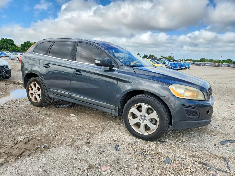 Photo 4 from auction – 2013 VOLVO XC60 with VIN YV4952DL9D2404267