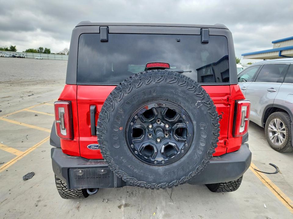 Снимка 6 от търг – 2023 FORD BRONCO с VIN 1FMDE5CPXPLB68368