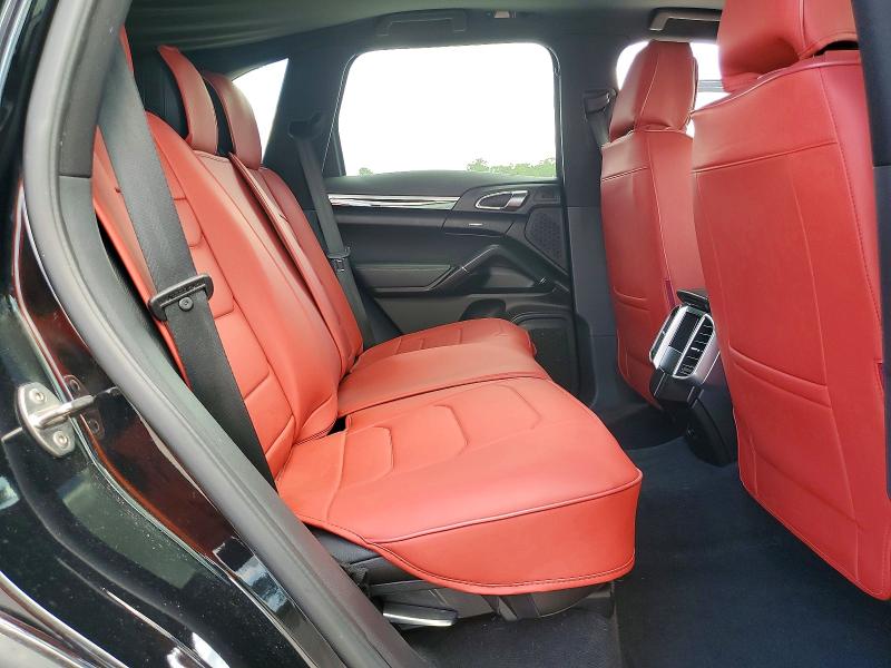 صورة رقم 11 من المزاد - 2016 PORSCHE CAYENNE مع VIN WP1AA2A25GLA09474