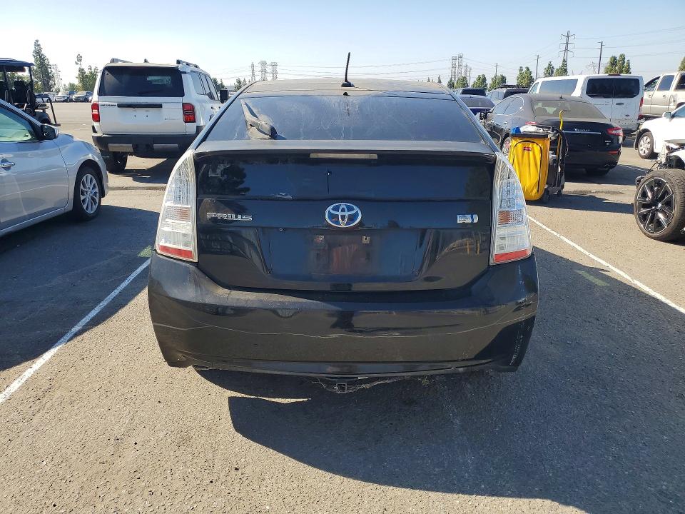 Photo 6 from auction – 2011 TOYOTA PRIUS with VIN JTDKN3DU1B0267739