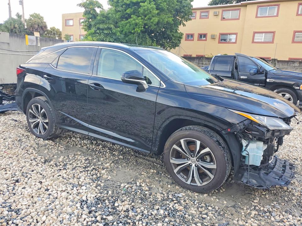 Photo 4 from auction – 2017 LEXUS RX 350 with VIN 2T2ZZMCA1HC082049