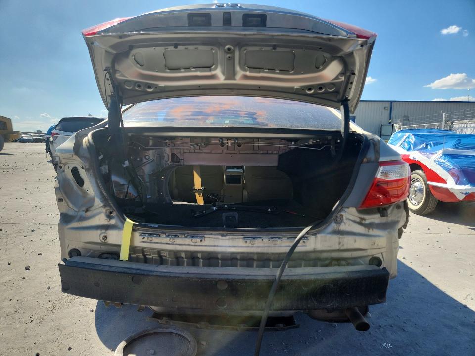 Photo 6 from auction – 2017 TOYOTA CAMRY with VIN 4T1BF1FK0HU273994