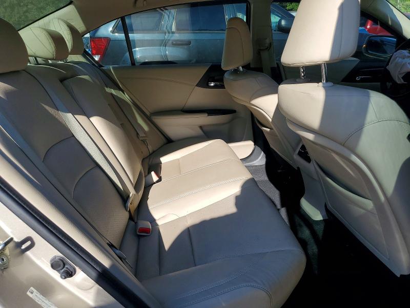 Снимка 10 от търг – 2014 HONDA ACCORD с VIN 1HGCR2F83EA053337