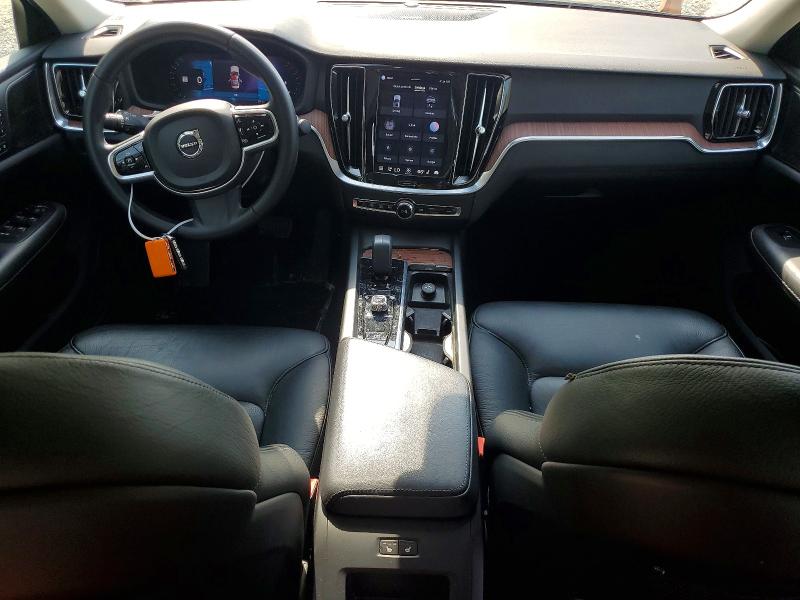Photo 8 from auction – 2023 VOLVO S60 with VIN 7JRL12TW4PG244386