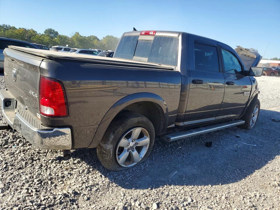Снимка 3 от търг – 2015 RAM 1500 с VIN 1C6RR7LG3FS713963