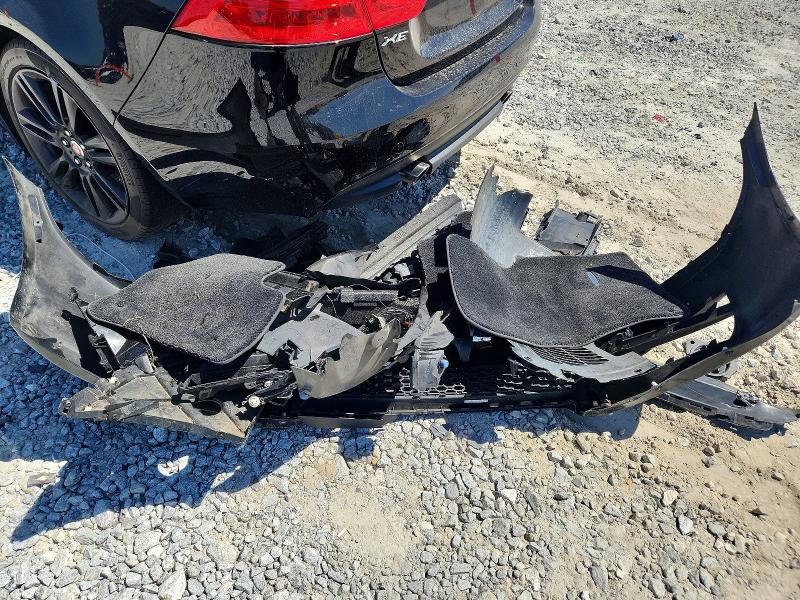 Zdjęcie 12 z aukcji – 2019 JAGUAR XE z VIN SAJAD4FX1KCP45413