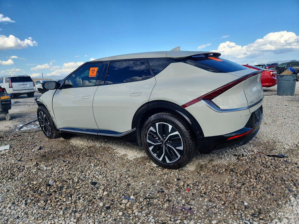 Photo 2 from auction – 2022 KIA EV6 with VIN KNDC3DLC3N5084584