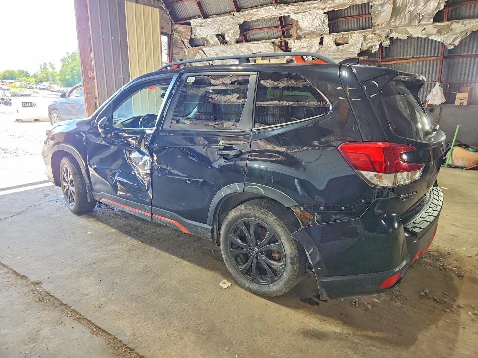 Photo 2 from auction – 2019 SUBARU FORESTER with VIN JF2SKAKC5KH404062