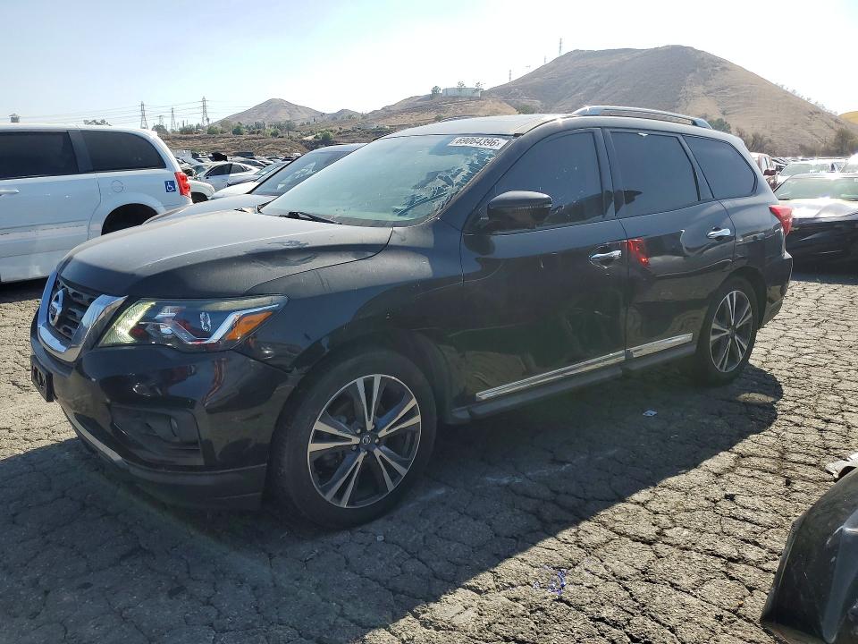 NISSAN PATHFINDER 2020 с VIN 5N1DR2DN3LC601118 - Снимка от търг