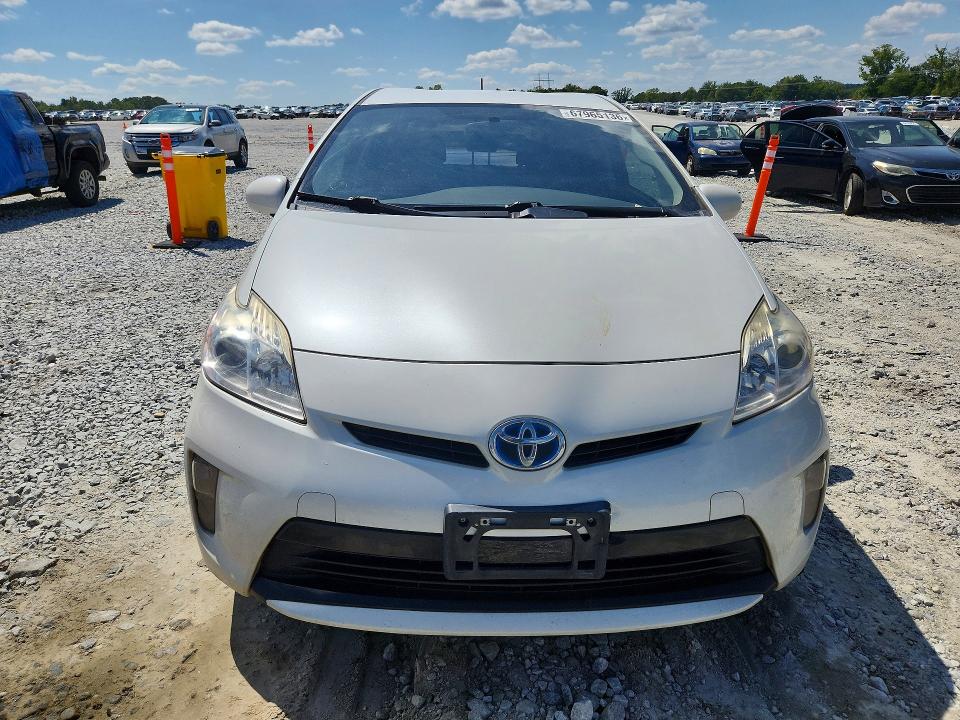 Photo 5 from auction – 2015 TOYOTA PRIUS with VIN JTDKN3DU1F0444702