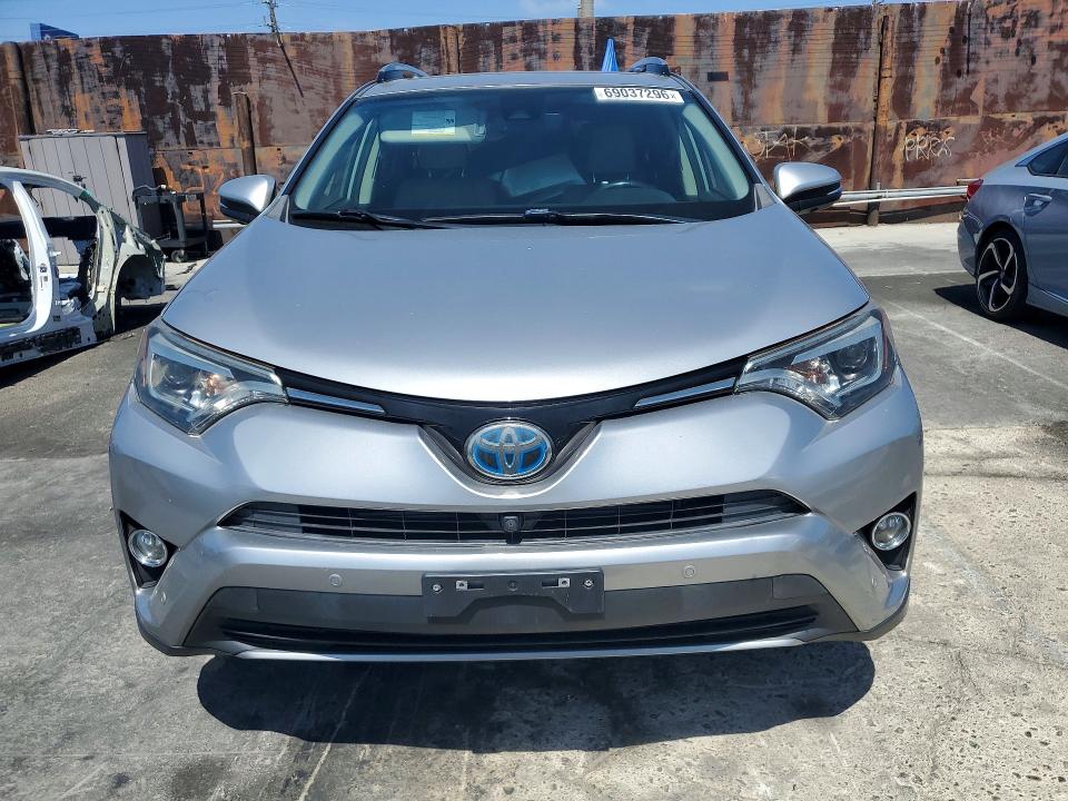 Photo 5 from auction – 2017 TOYOTA RAV4 HV with VIN JTMDJREV8HD111309