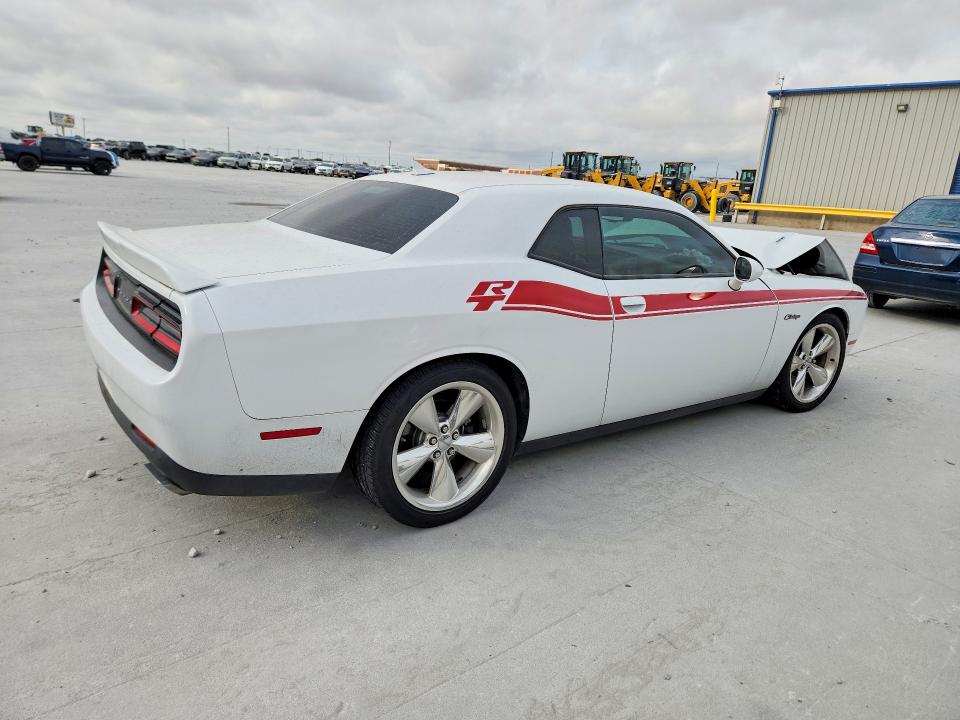 Photo 3 from auction – 2016 DODGE CHALLENGER with VIN 2C3CDZBT3GH101234