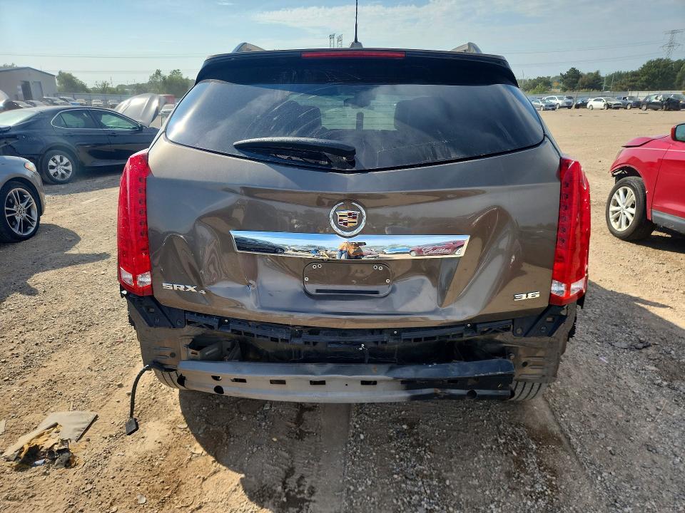 Фото 6 с аукциона – 2015 CADILLAC SRX с VIN 3GYFNEE36FS556630