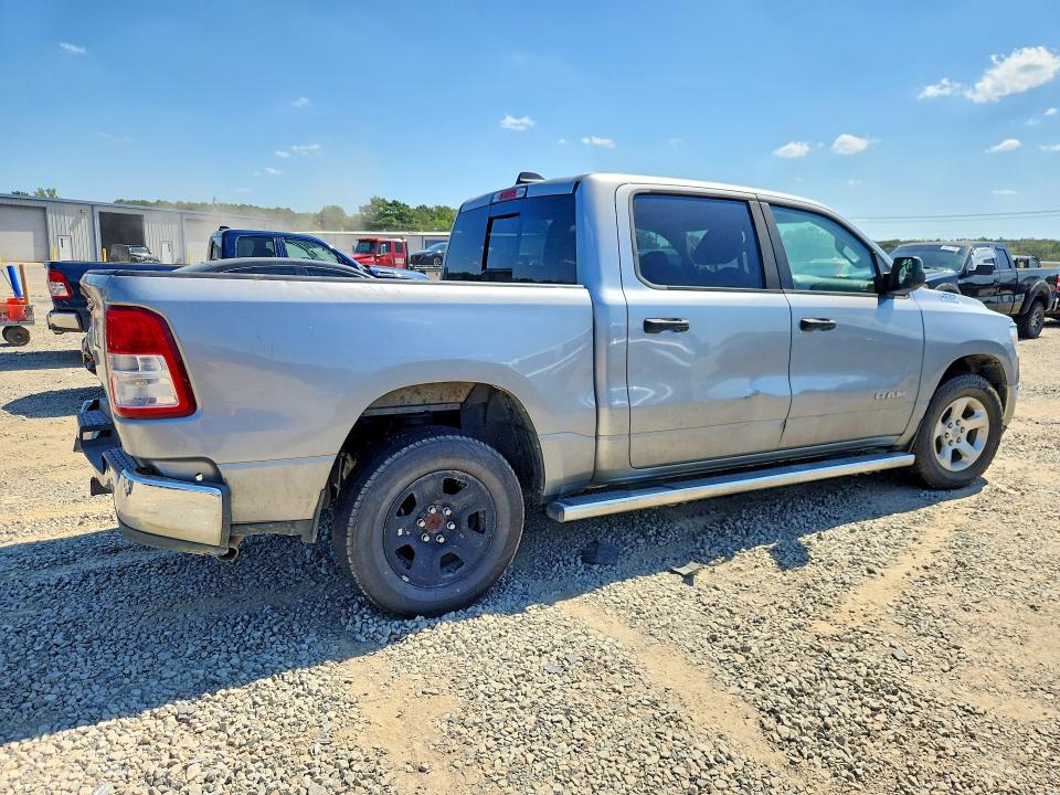 Foto 3 de la subasta – 2019 RAM 1500 con VIN 1C6RREGT1KN604163