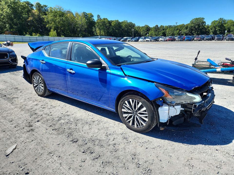 Zdjęcie 4 z aukcji – 2025 NISSAN ALTIMA z VIN 1N4BL4DV3SN366107
