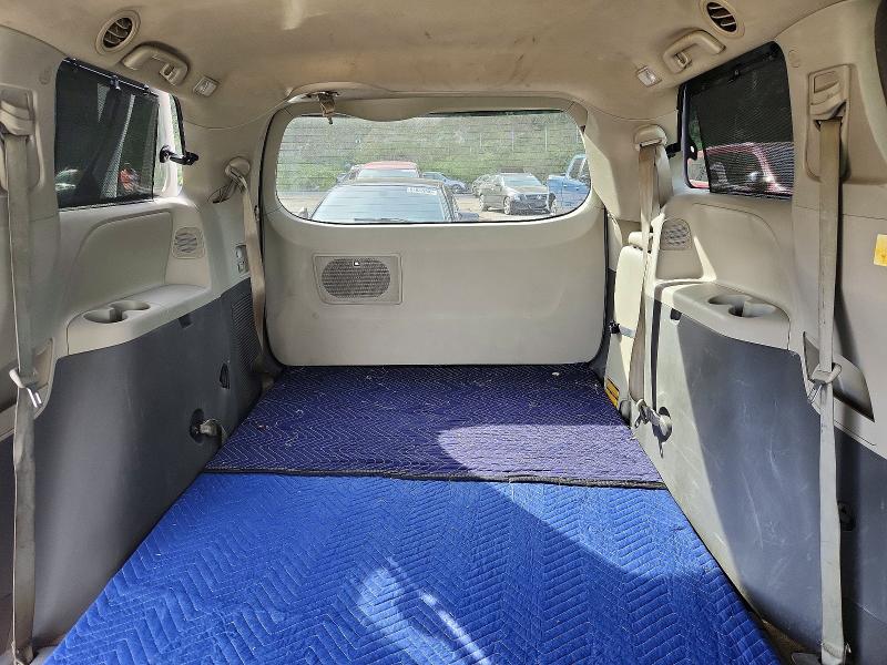 Photo 10 from auction – 2012 TOYOTA SIENNA with VIN 5TDYK3DC4CS223808