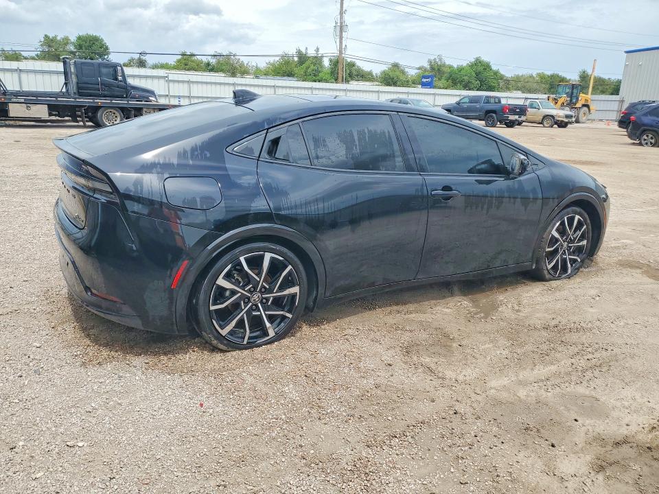 Photo 3 from auction – 2024 TOYOTA PRIUS PRIME with VIN JTDACACU8R3013171