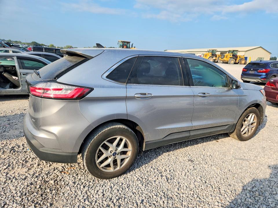 Photo 3 from auction – 2022 FORD EDGE with VIN 2FMPK4J90NBA54672