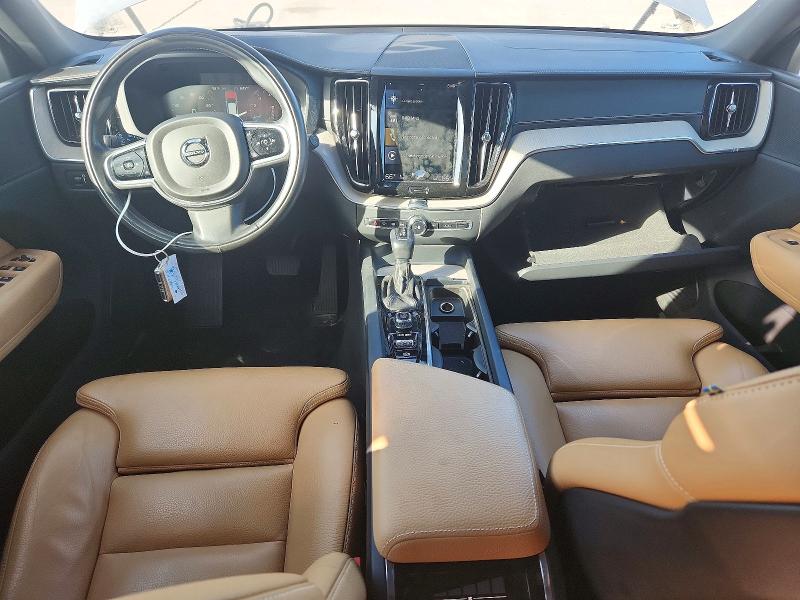 Photo 8 from auction – 2018 VOLVO XC60 with VIN LYVA22RL3JB113906