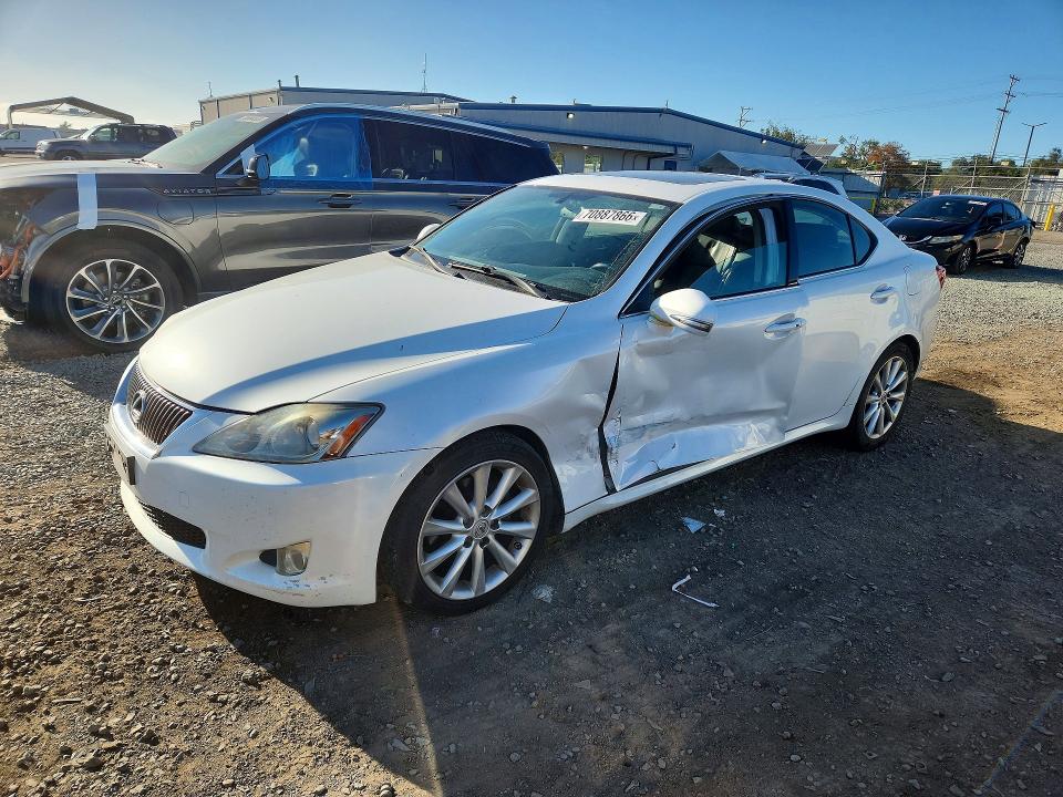 LEXUS IS 250 2009 with VIN JTHBK262195087882 - Photo from auction