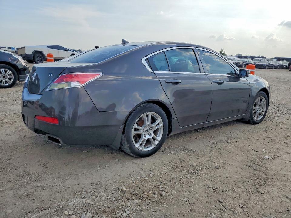 Photo 3 from auction – 2011 ACURA TL with VIN 19UUA8F20BA002707