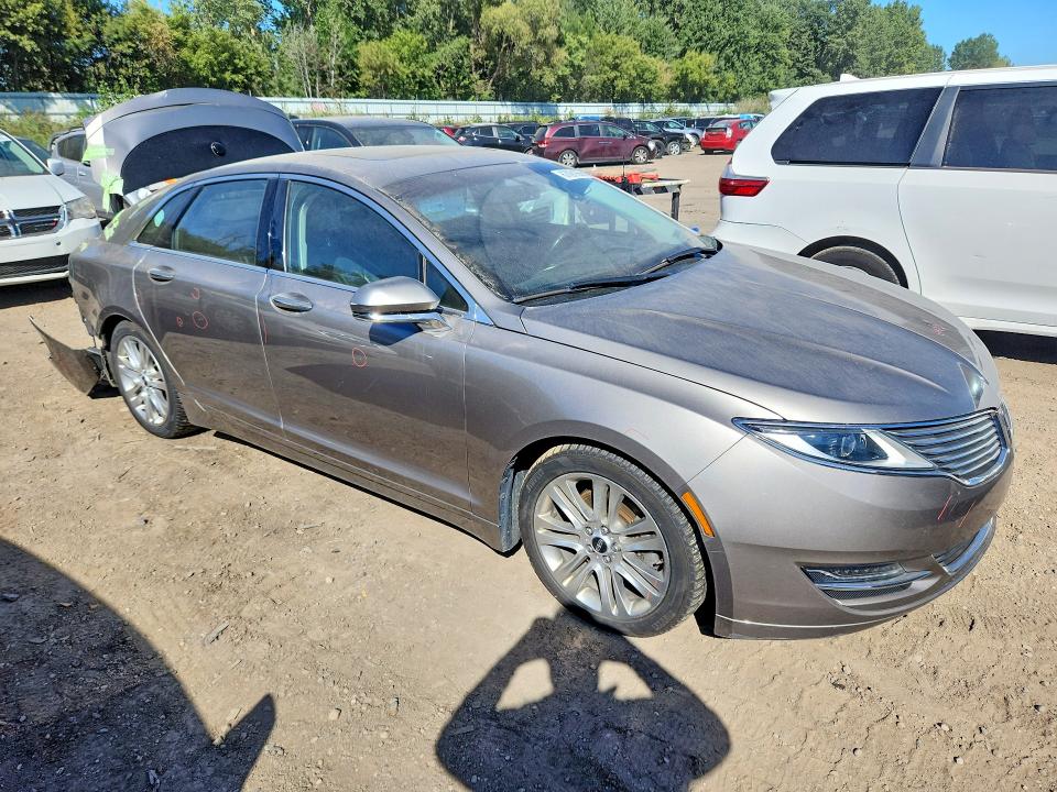 Photo 4 from auction – 2015 LINCOLN MKZ with VIN 3LN6L2GK0FR614474