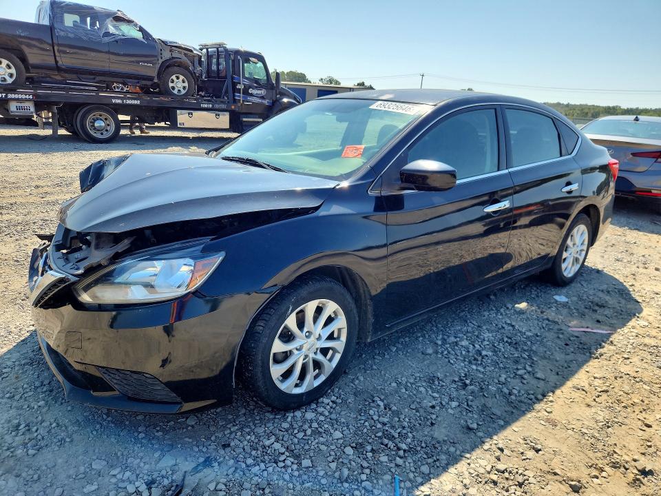 NISSAN SENTRA 2017 с VIN 3N1AB7AP8HY266129 - Снимка от търг