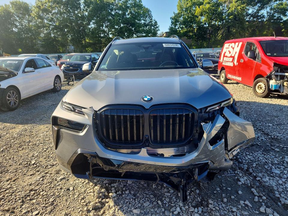 صورة رقم 5 من المزاد - 2025 BMW X7 مع VIN 5UX23EM06S9X80414