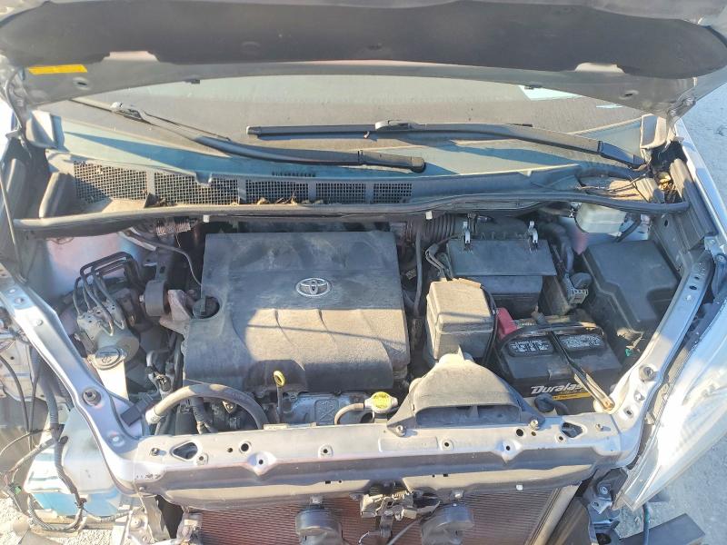 Снимка 12 от търг – 2013 TOYOTA SIENNA с VIN 5TDKK3DC8DS384508